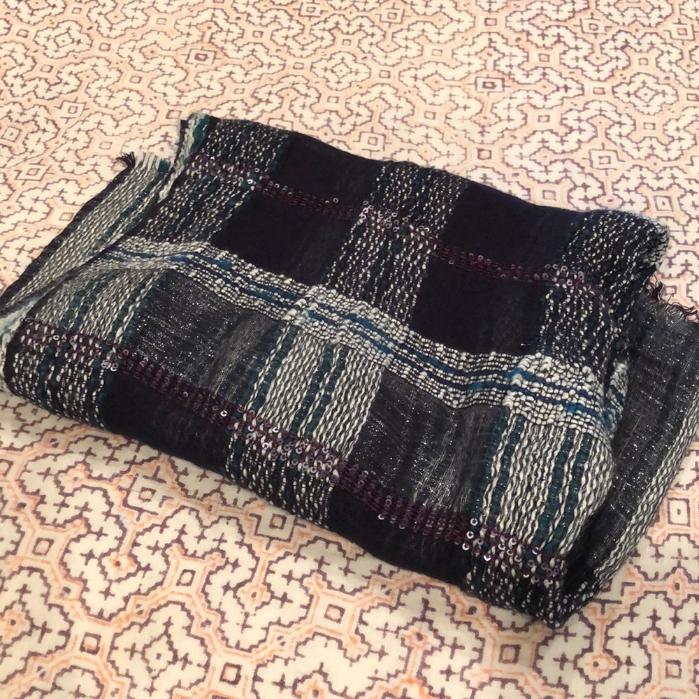 LOFT scarf - Picture 5 of 5